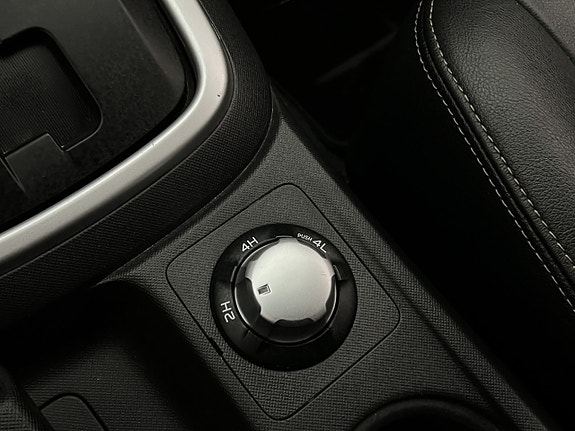 Isuzu D-max 25 of 30
