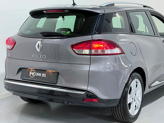 Renault Clio 10 of 28