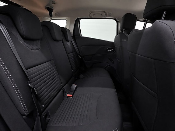 Renault Clio 12 of 28