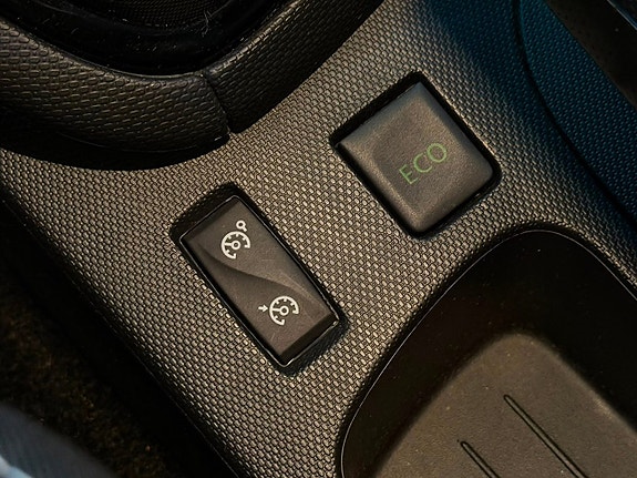 Renault Clio 25 of 28