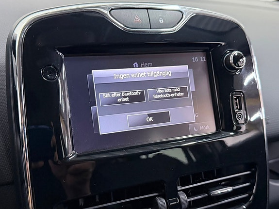 Renault Clio 22 of 28