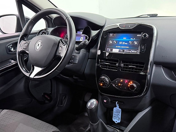 Renault Clio 11 of 28