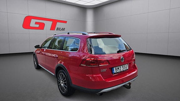 Volkswagen Passat Alltrack 6 of 22
