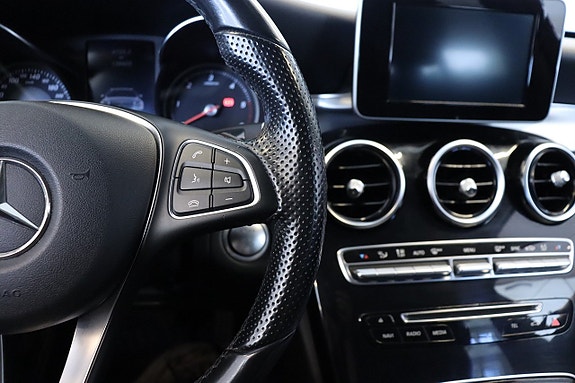 Mercedes-Benz C220 10 of 14