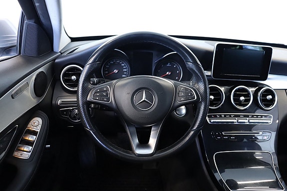 Mercedes-Benz C220 7 of 14