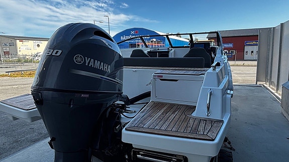Yamarin 60 DC - Yamaha F100 2021 10 of 12