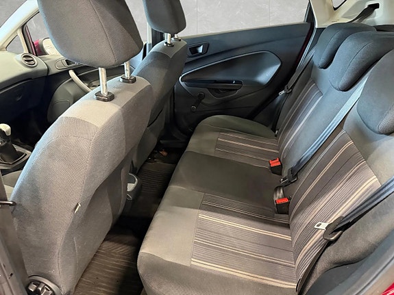 Ford Fiesta 6 of 10