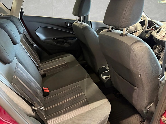 Ford Fiesta 9 of 10