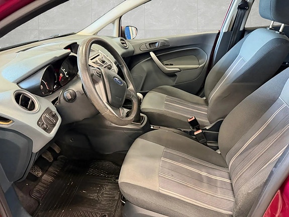 Ford Fiesta 10 of 10