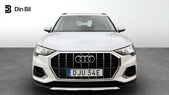 Audi Q3 4 of 17