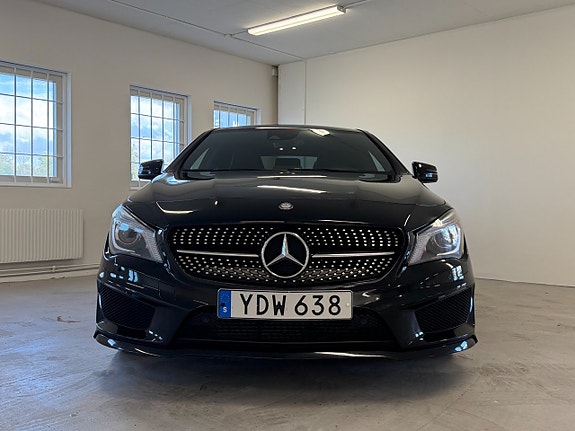 Mercedes-Benz CLA200 4 of 17