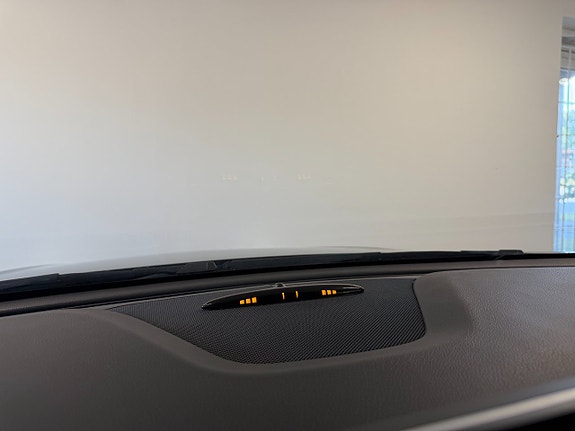 Mercedes-Benz CLA200 10 of 17