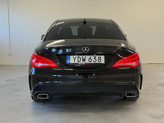 Mercedes-Benz CLA200 13 of 17