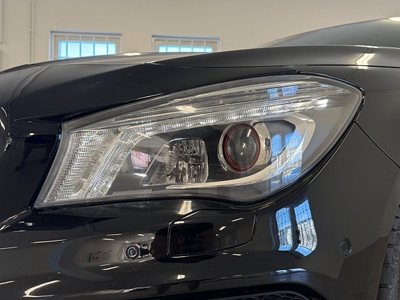 Mercedes-Benz CLA200 12 of 17