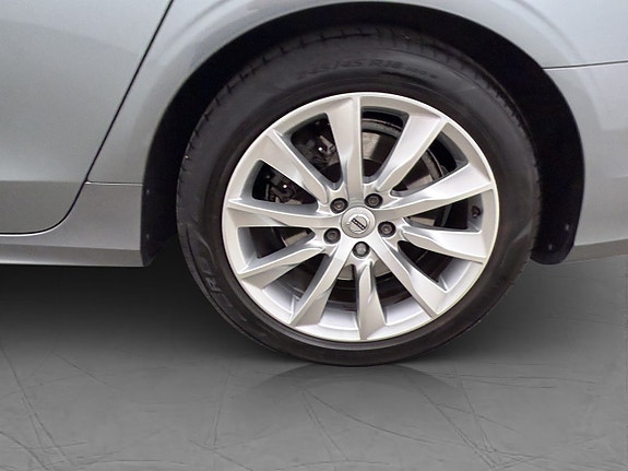 Volvo V90 19 of 29