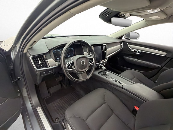 Volvo V90 8 of 29