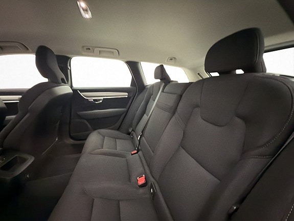 Volvo V90 12 of 29