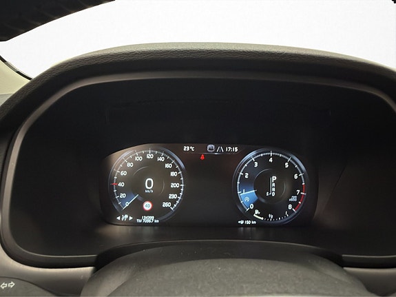 Volvo V90 14 of 29