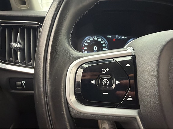 Volvo V90 15 of 29