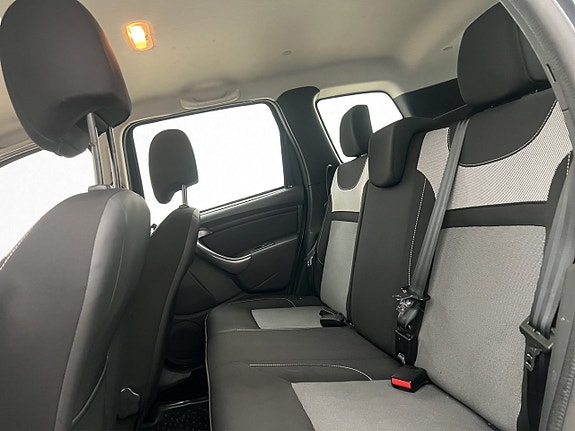 Dacia Duster 13 of 23