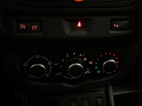 Dacia Duster 19 of 23