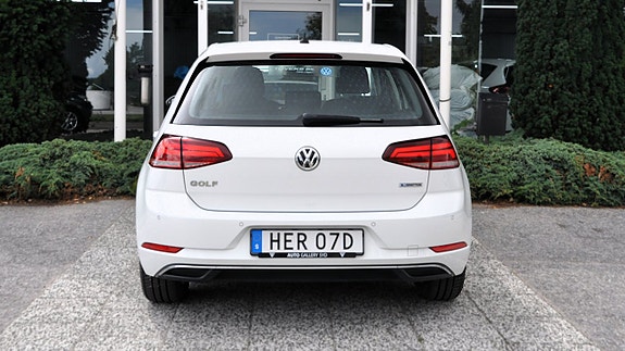 Volkswagen Golf VII 5 of 15
