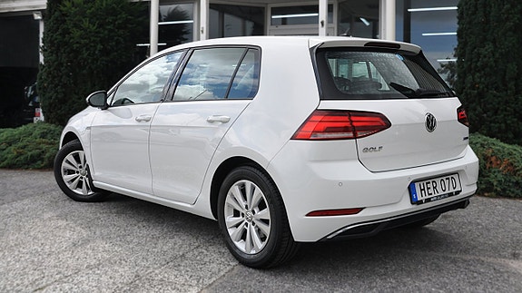 Volkswagen Golf VII 4 of 15