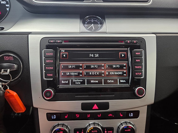 Volkswagen Passat Alltrack 20 of 25