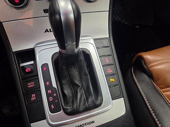 Volkswagen Passat Alltrack 25 of 25