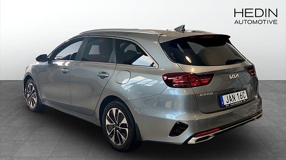 Kia Ceed 2 of 9