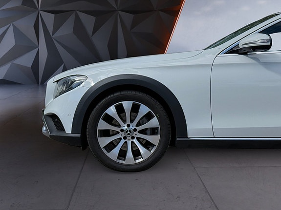 Mercedes-Benz E220 d 8 of 20