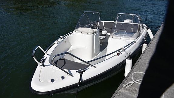 AMT 170 BRS Evinrude E-Tech 75 5 of 6