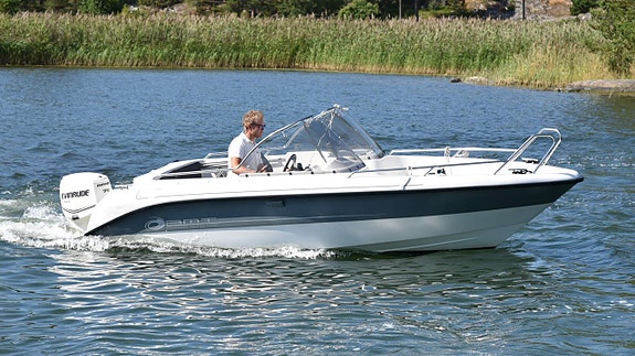 AMT 170 BRS Evinrude E-Tech 75 2 of 6