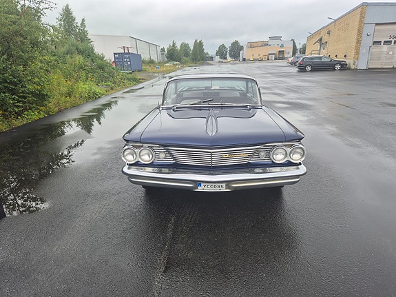 Pontiac Bonneville 3 of 8