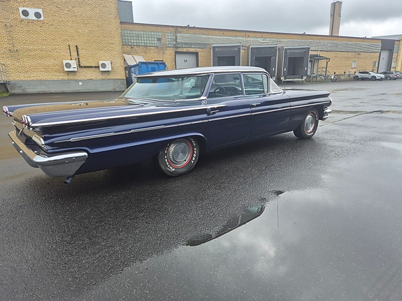 Pontiac Bonneville 5 of 8