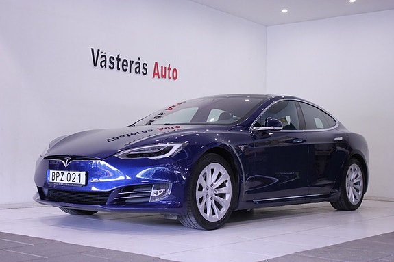 Tesla Model S 2 of 30