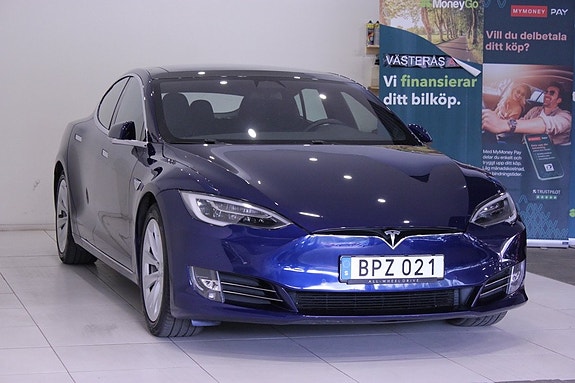 Tesla Model S 4 of 30