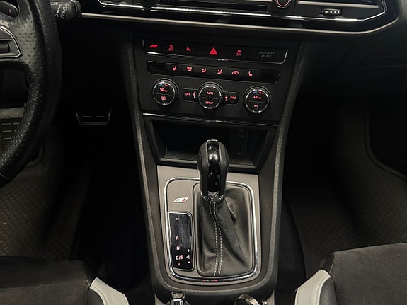 Seat Leon 11 of 26