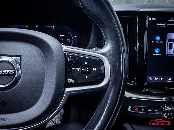 Volvo XC60 24 of 30