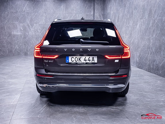 Volvo XC60 6 of 30