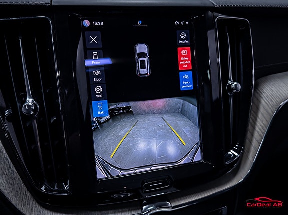 Volvo XC60 27 of 30
