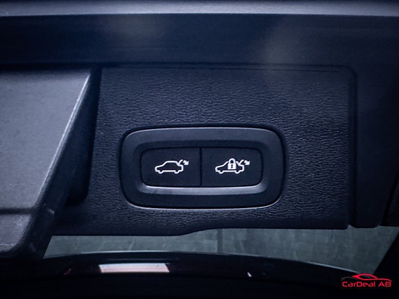 Volvo XC60 19 of 30