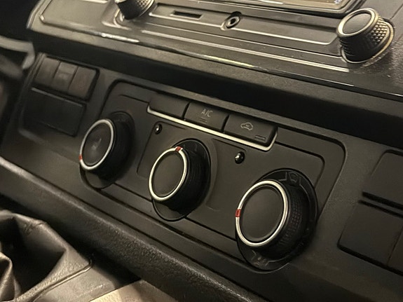 Volkswagen Transporter 15 of 23