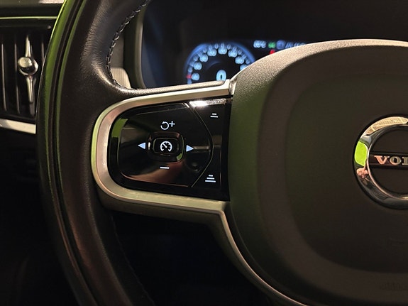 Volvo V90 Cross Country 23 of 26