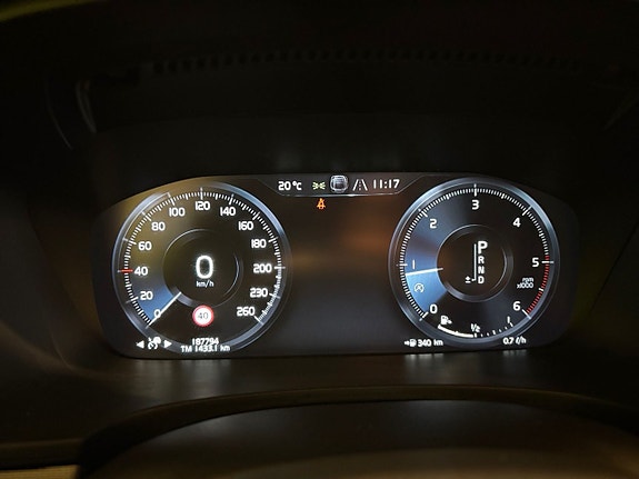 Volvo V90 Cross Country 12 of 26