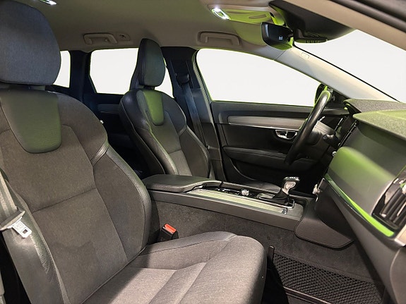 Volvo V90 Cross Country 15 of 26