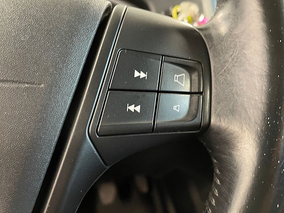 Volvo V40 20 of 22