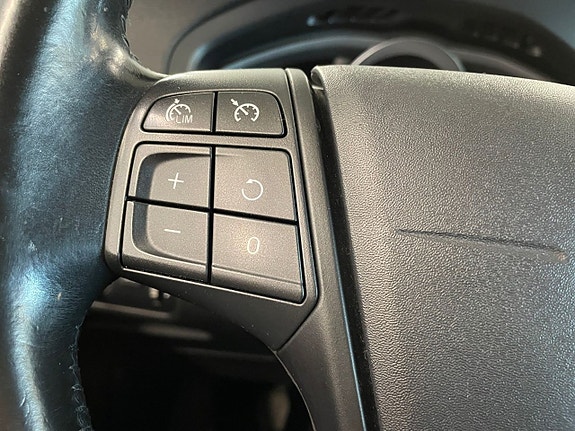 Volvo V40 21 of 22