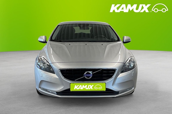 Volvo V40 6 of 22