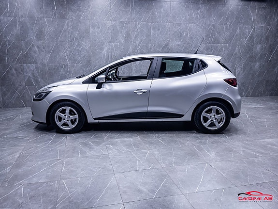 Renault Clio 4 of 25